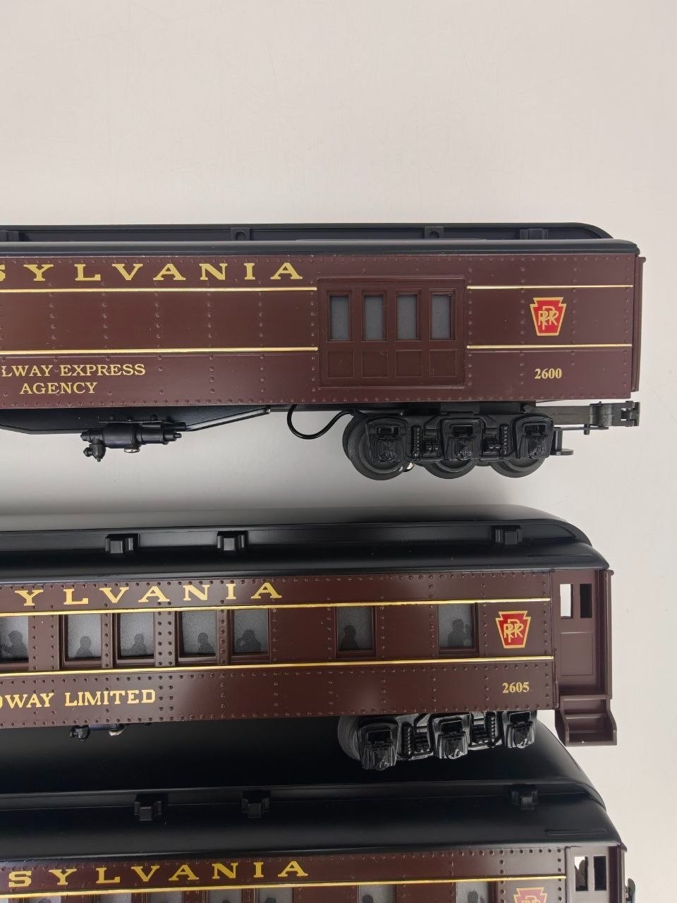 Williams Pennsylvania Broadway Limited M1026 60′ Madison 4-Car Set O Scale