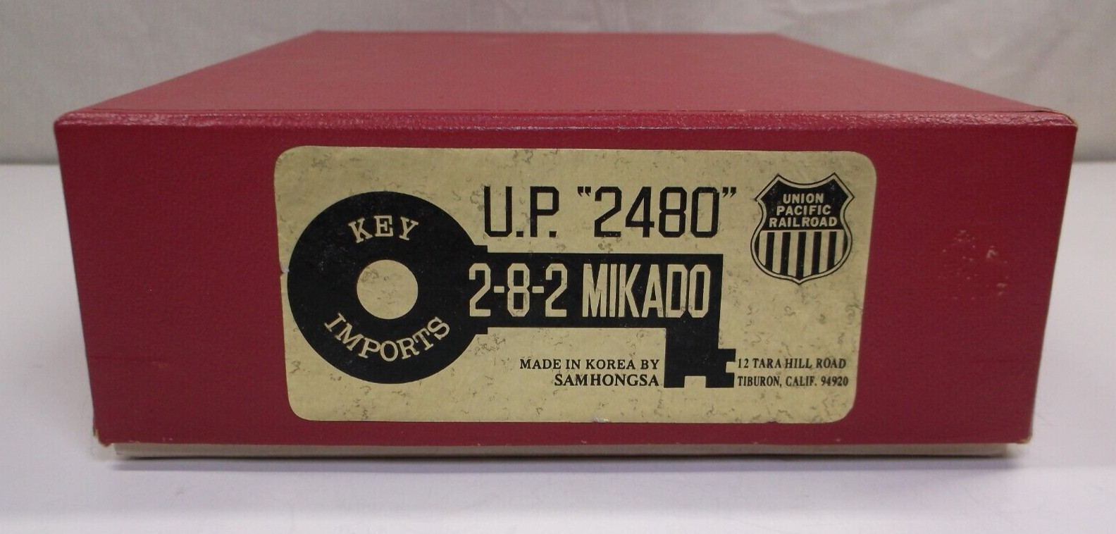 HO Key Imports brass UP 2480 2-8-2 steam engine in original box (lot BB440)