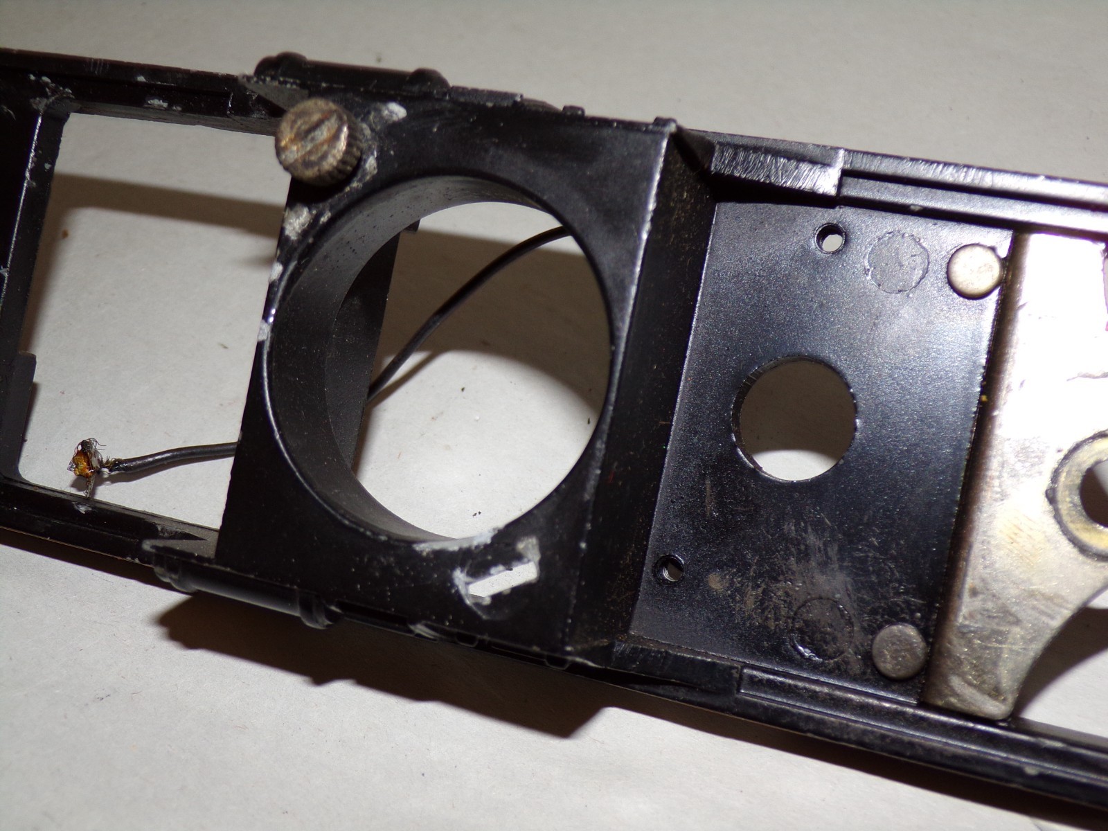 Vintage Original Lionel power unit frame for diecast 2032 clean battery box