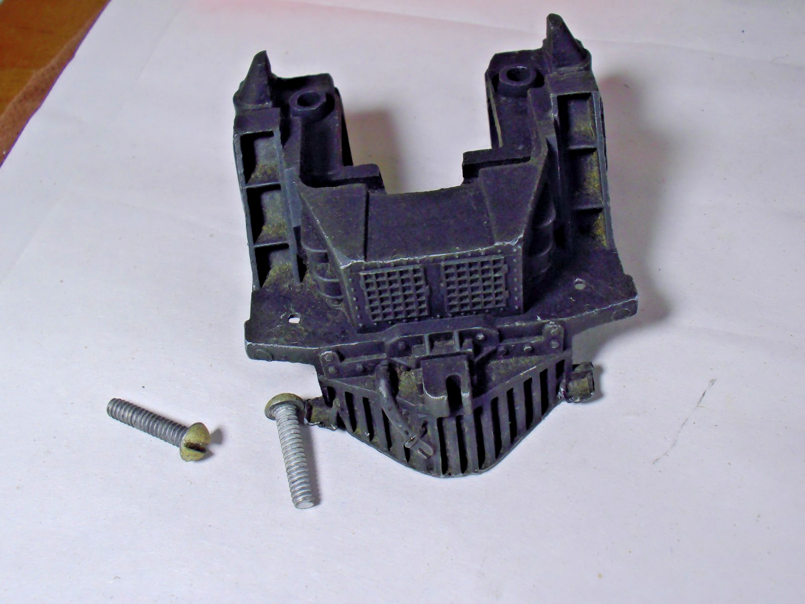Lionel Original Vintage Early 2026 Steam Engine Steam Chest Cowcatcher