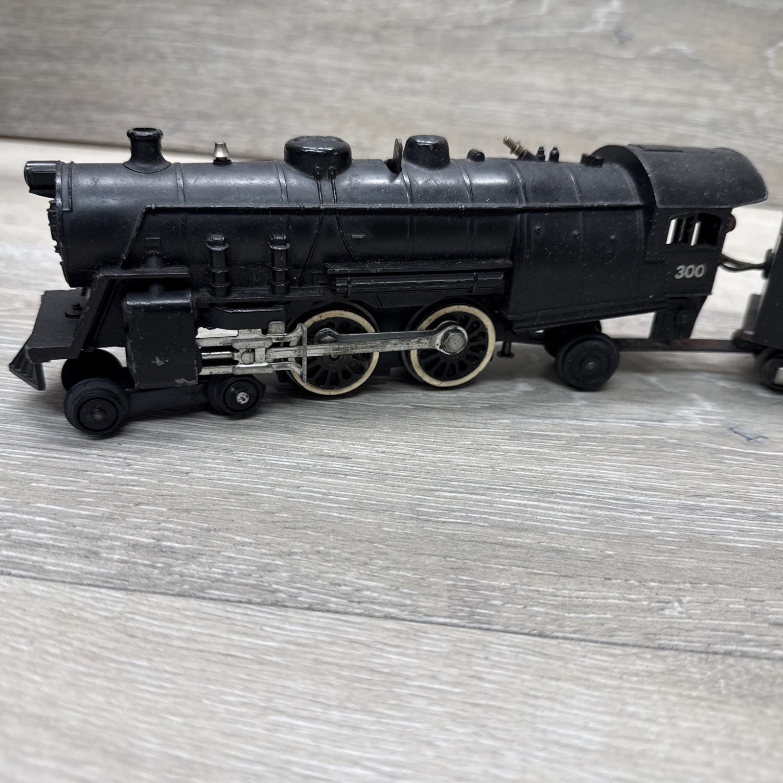 AmericanFlyer Steam Locomotive 300 Reading Lines Tender – Untested