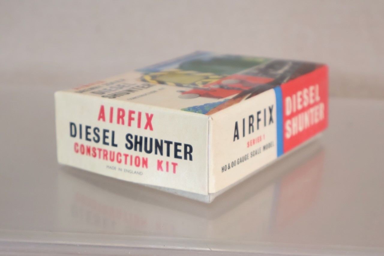 AIRFIX R7 TRADE PACK of OO GAUGE BR 0-6-0 DREWRY DIESEL SHUNTER LOCOMOTIVE op