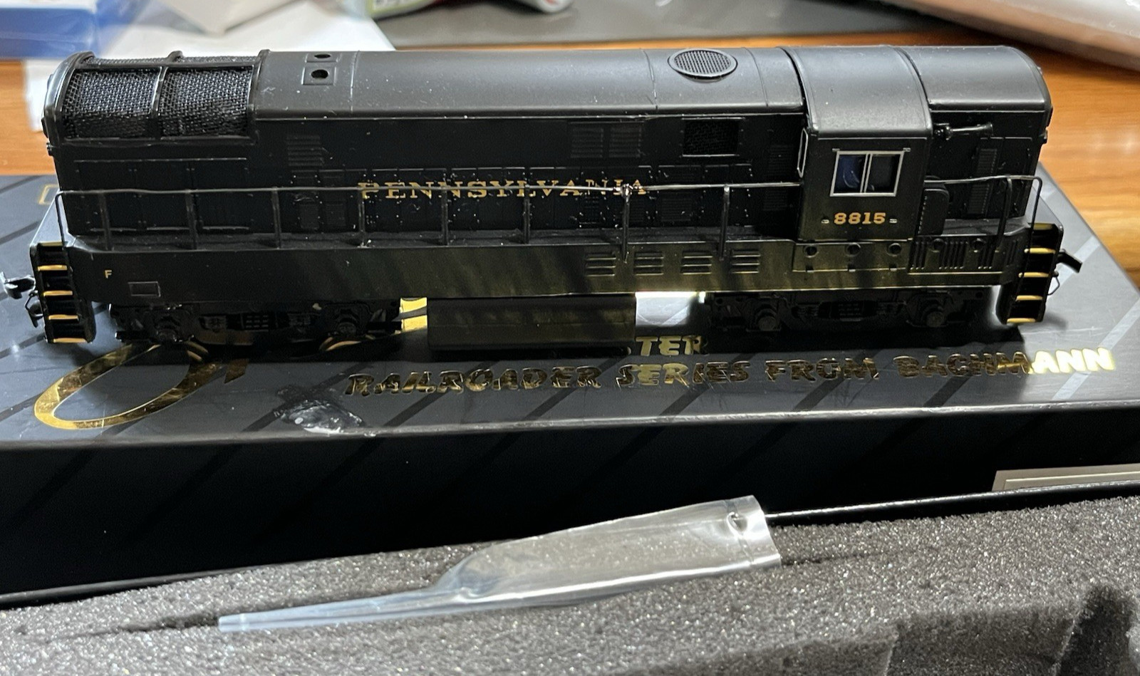Bachmann Spectrum Item 81207 Fairbanks Morse H16-44 Diesel (Pennsylvania #8815)