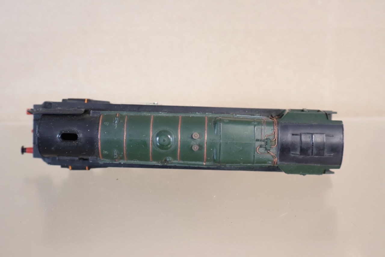 HORNBY R303 BODY for BR 2-10-0 CLASS 9F LOCOMOTIVE 92220 EVENING STAR op