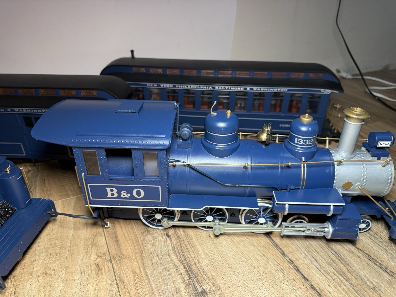 Bachmann Royal Blue line Engine Locomotive B&O1332 U.S. Mail Cars UNTESTED AS-IS