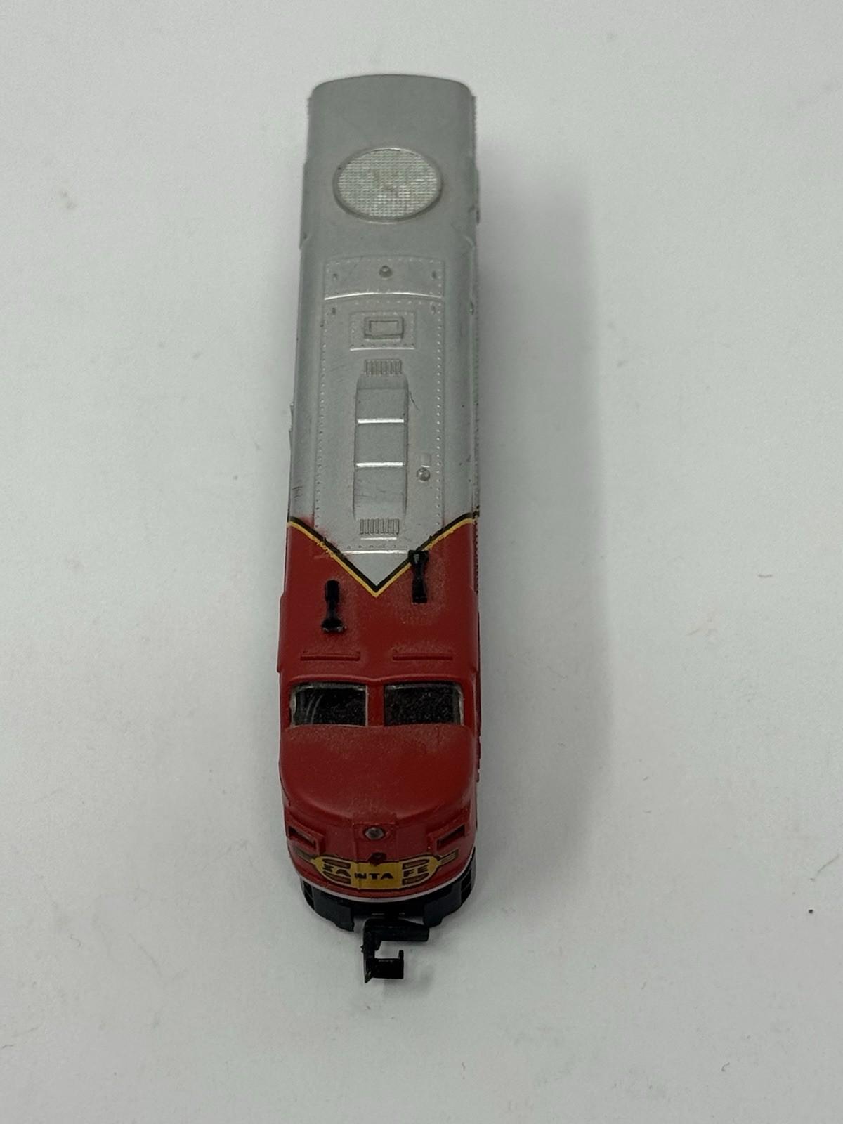 Model Power Mehano Santa Fe Alco FA-2 Diesel Locomotive Tested