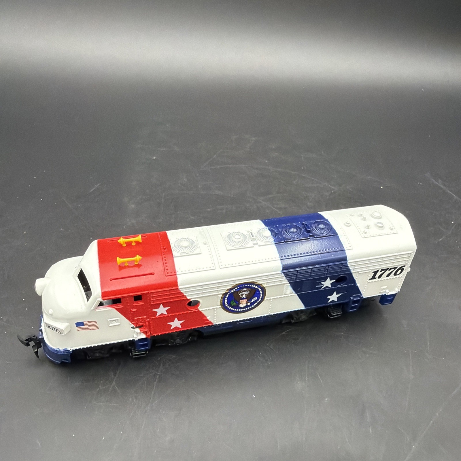 Tyco HO Spirit of 1776 America Diesel Locomotive Model Train Untested Austria