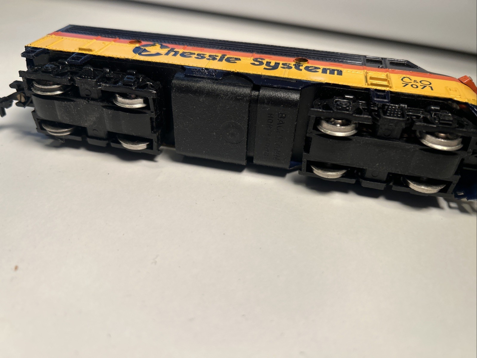 Vintage Bachmann HO Scale Chessie System C&O 7071 Diesel Locomotive UnTested