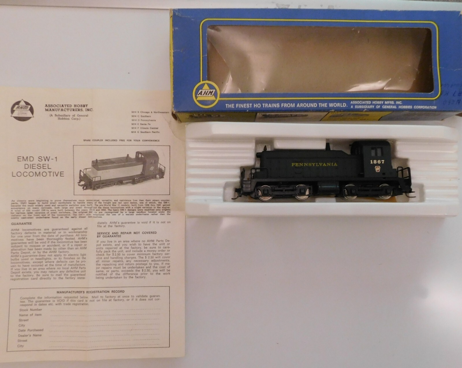 AHM HO SCALE EMD SW-1 PENNSYLVANIA DIESEL LOCOMOTIVE #1867 5014 D