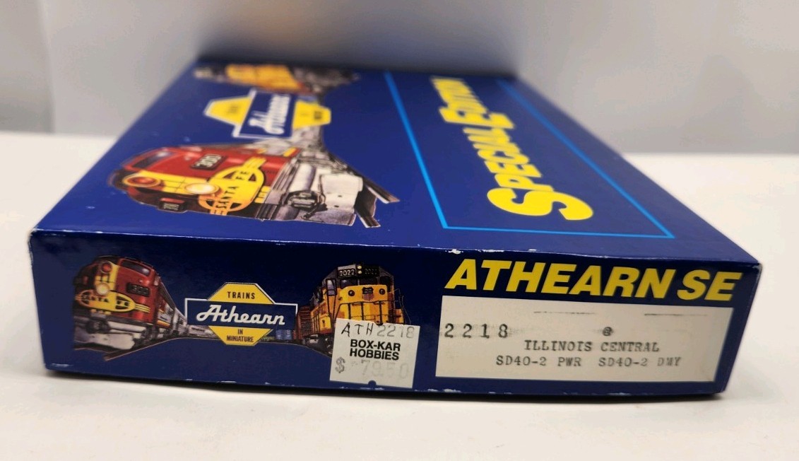 ATHEARN SE HO 2218 SD40-2 POWERED/DUMMY ILLINOIS CENTRAL #6135 MINT C56