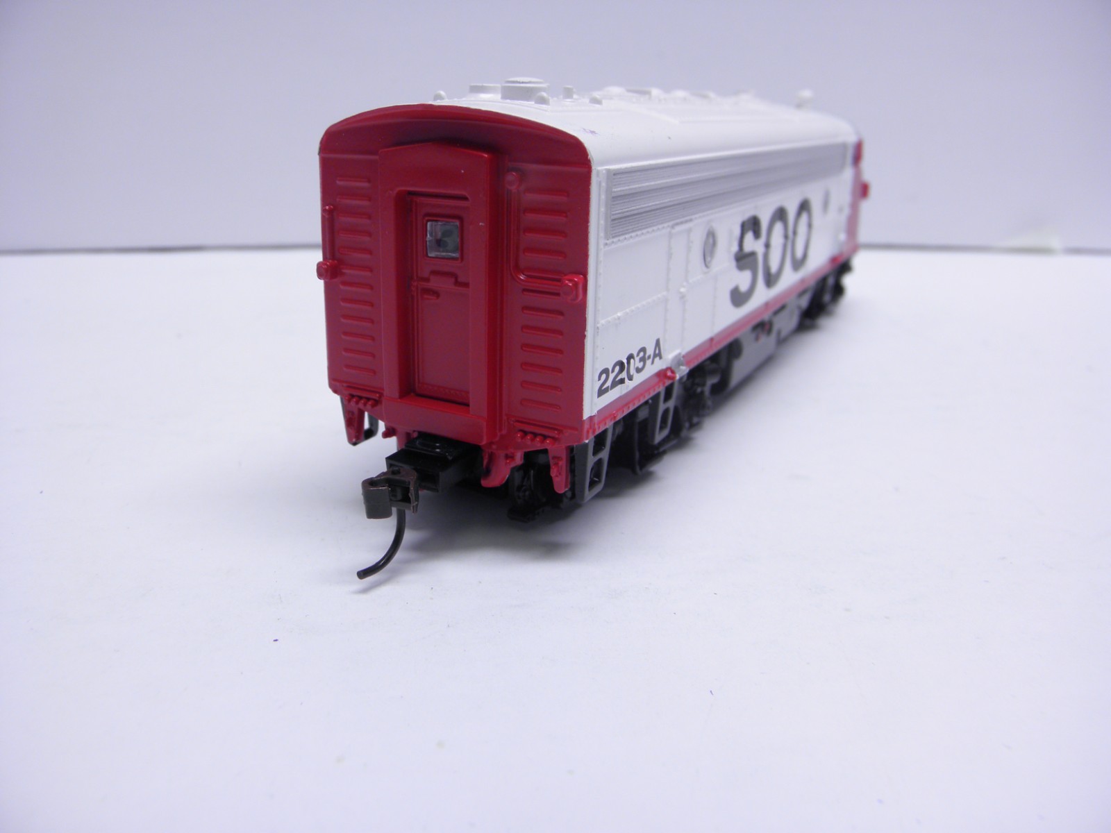 ATHEARN F7A-F7B – SOO LINE #2203-A & 2501-C – HO SCALE CHECKED & RUNS DC ONLY