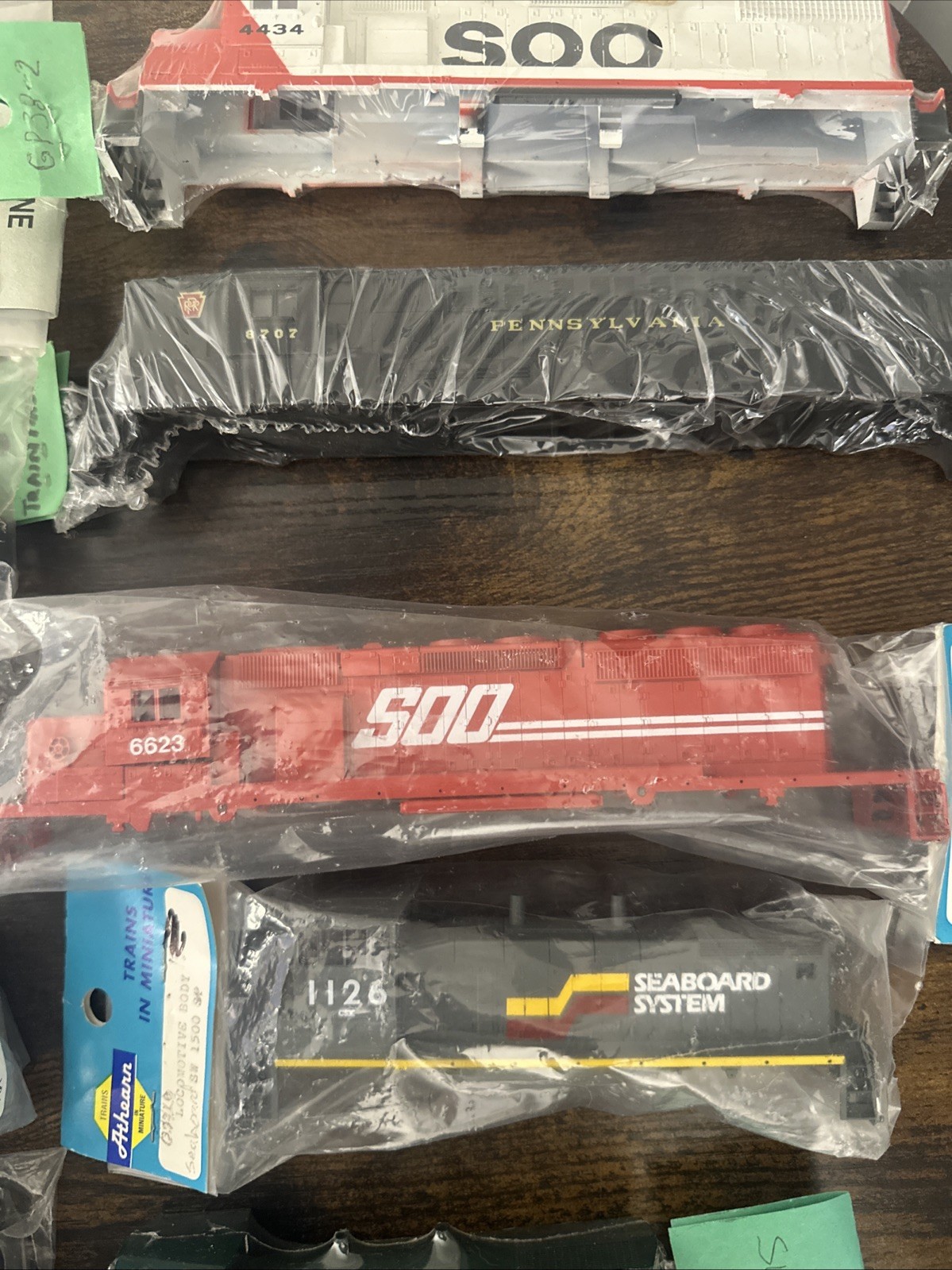 Athearn/Rail Power HO Diesel Locomotive Shells – Mixed Roads Lot of 12 WYSIWYG!
