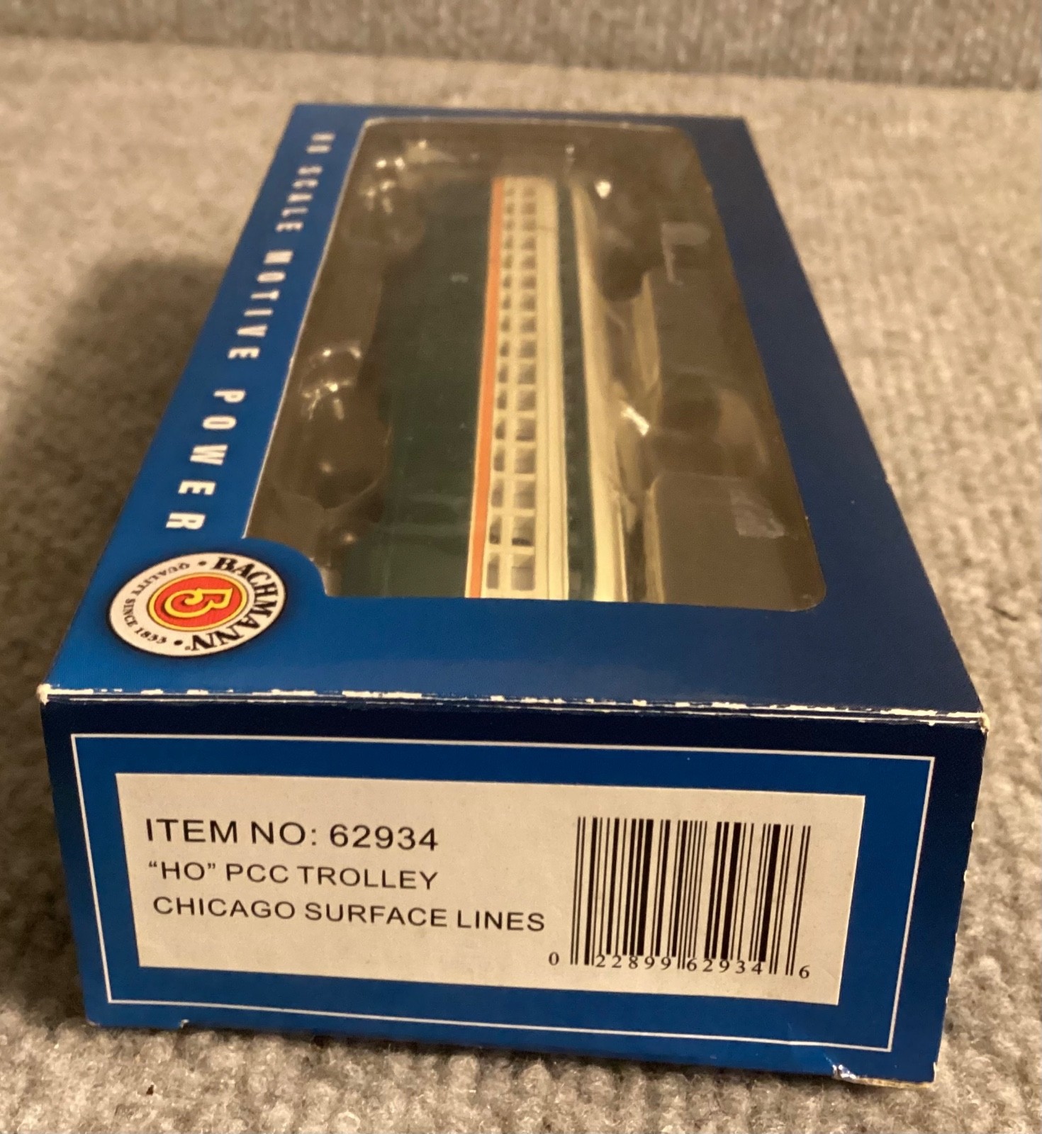 NEW Bachmann HO Scale Chicago Surface Line Trolley Train Car 62934