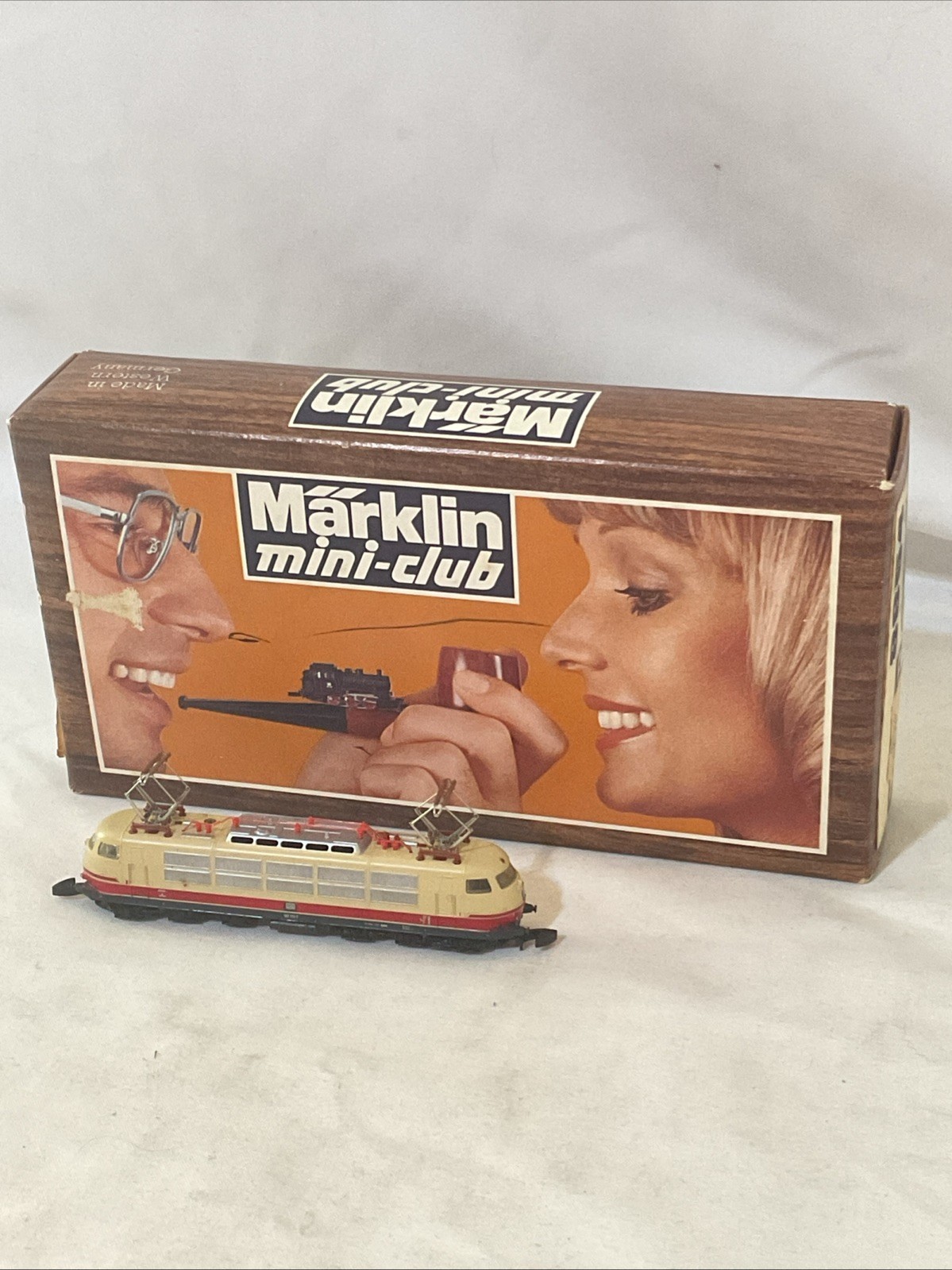 Märklin Mini Club 8854 W Germany Train DB DR Class E 120 Locomotive W/ Box