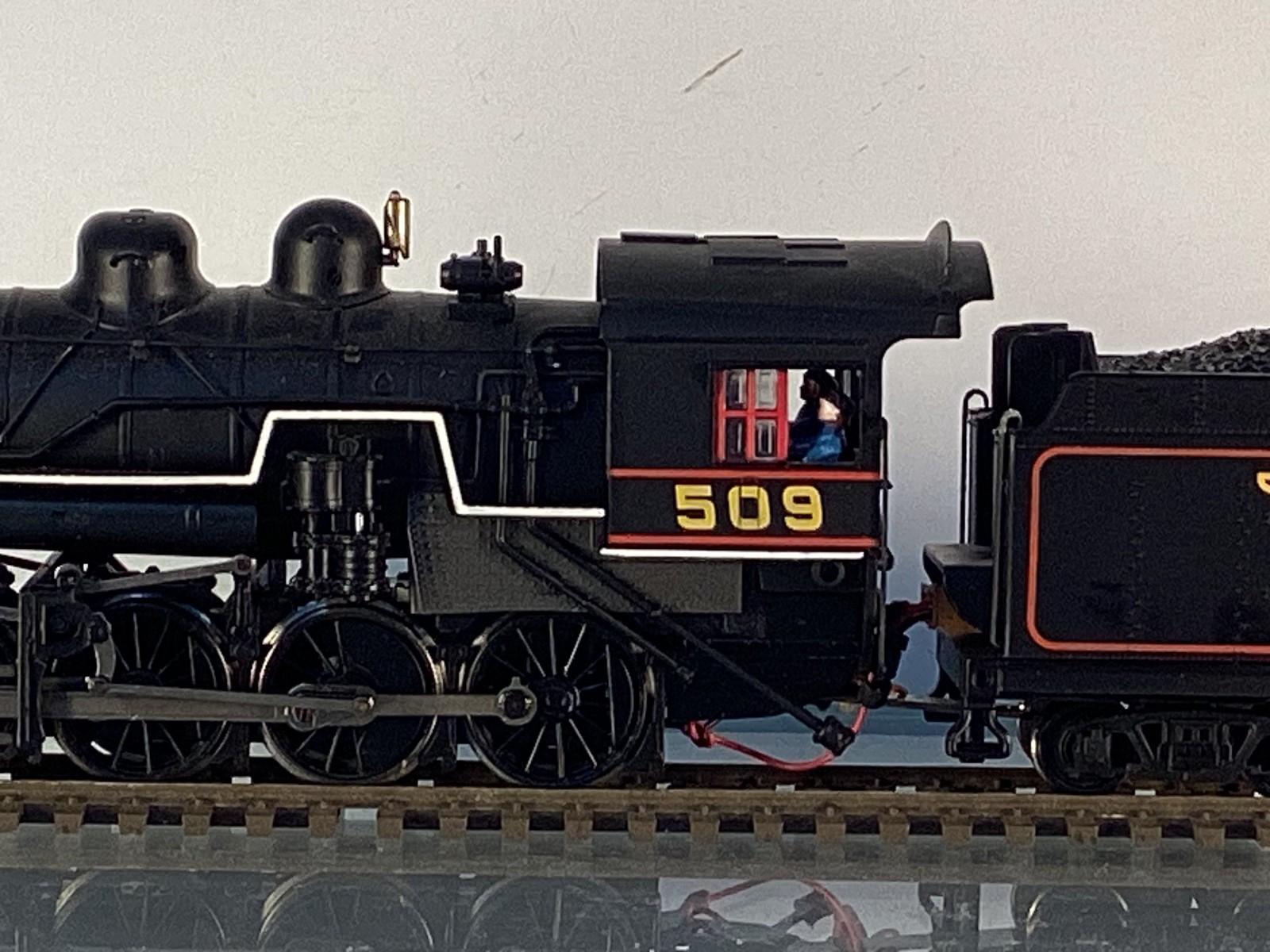 Bachmann Spectrum HO 2-8-0 Maine Central #509, Soundtraxx Sound & Current Keeper