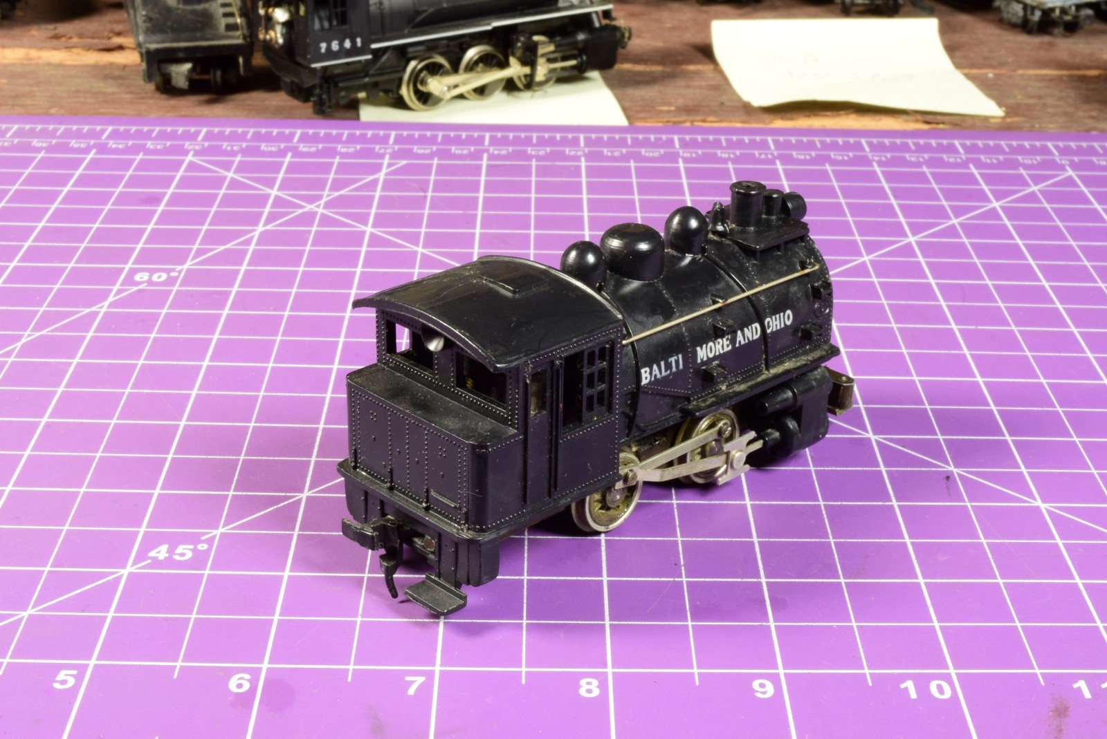 DOA 9.1 oz 0-4-0 steam engine B&O, possible ground short