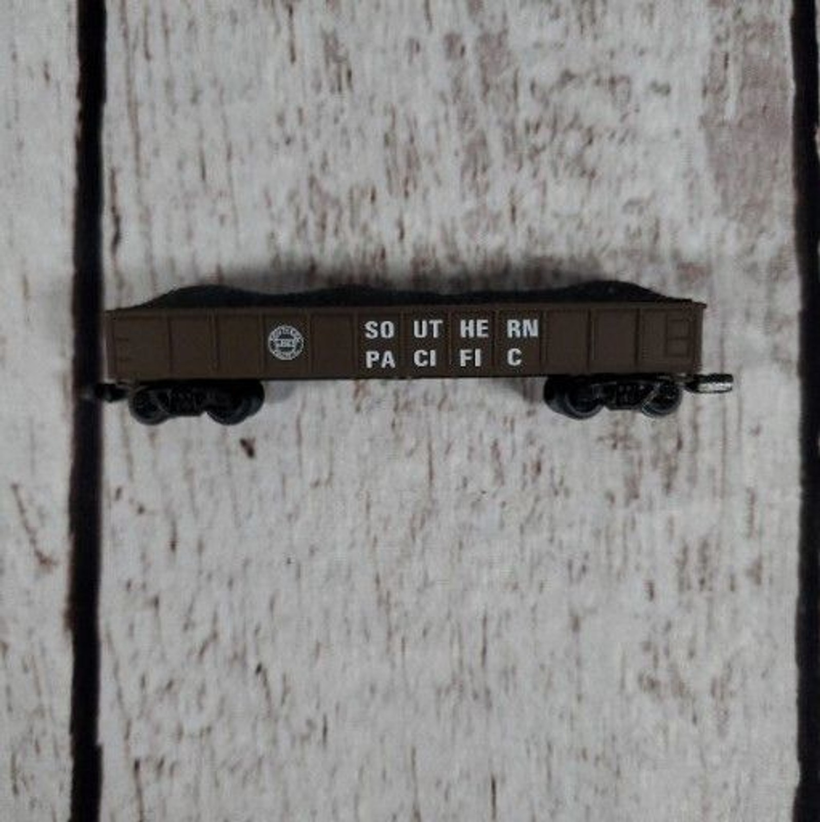 Southern Pacific SP 9725 Diesel Locomotive Coal Car High Speed Metal Products