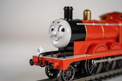 Bachmann 28-58743 HO Thomas & Friends James Red Steam Locomotive NEW