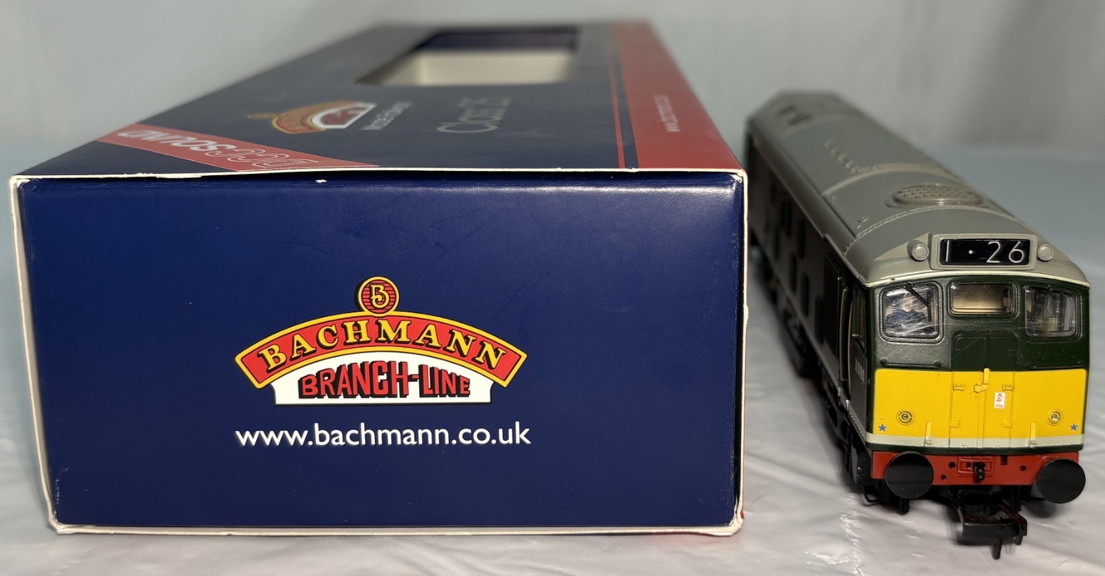 Bachman Branch Line 32-330DS British Rail Class 25/1 D5183 British Railways OO