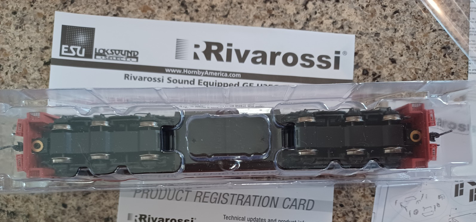 RIVAROSSI-HO-DIESEL LOCO-DCC SOUND-HR2616-C.B.& Q-#563-GE U28C