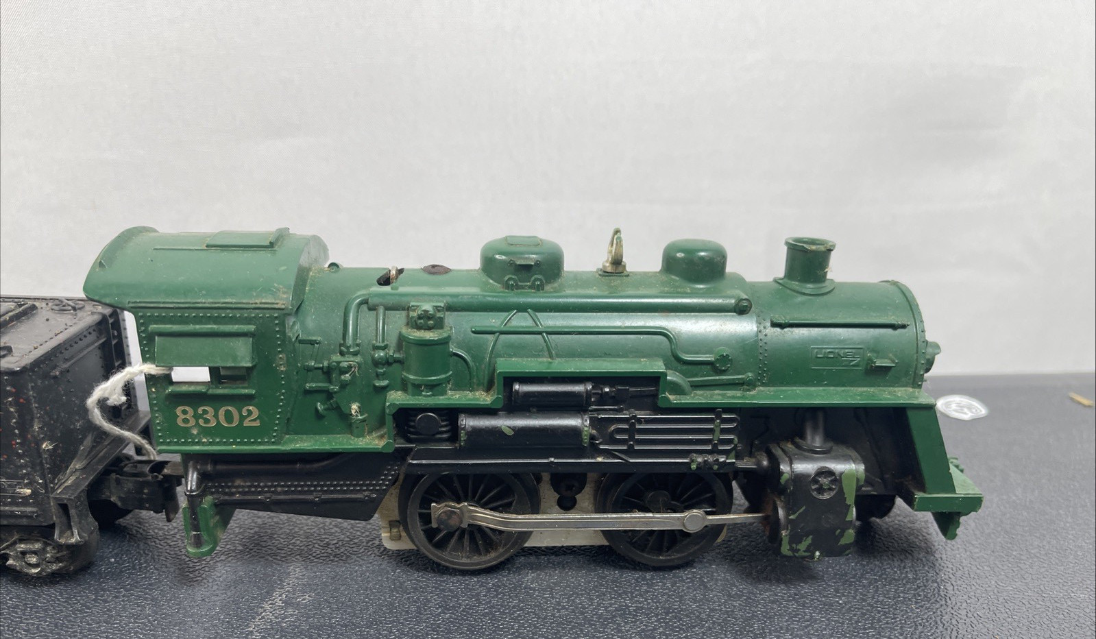 Vtg Lionel 8302 Green Steam Engine Locomotive w/ Nickel Tender Car & Sunoco Tank