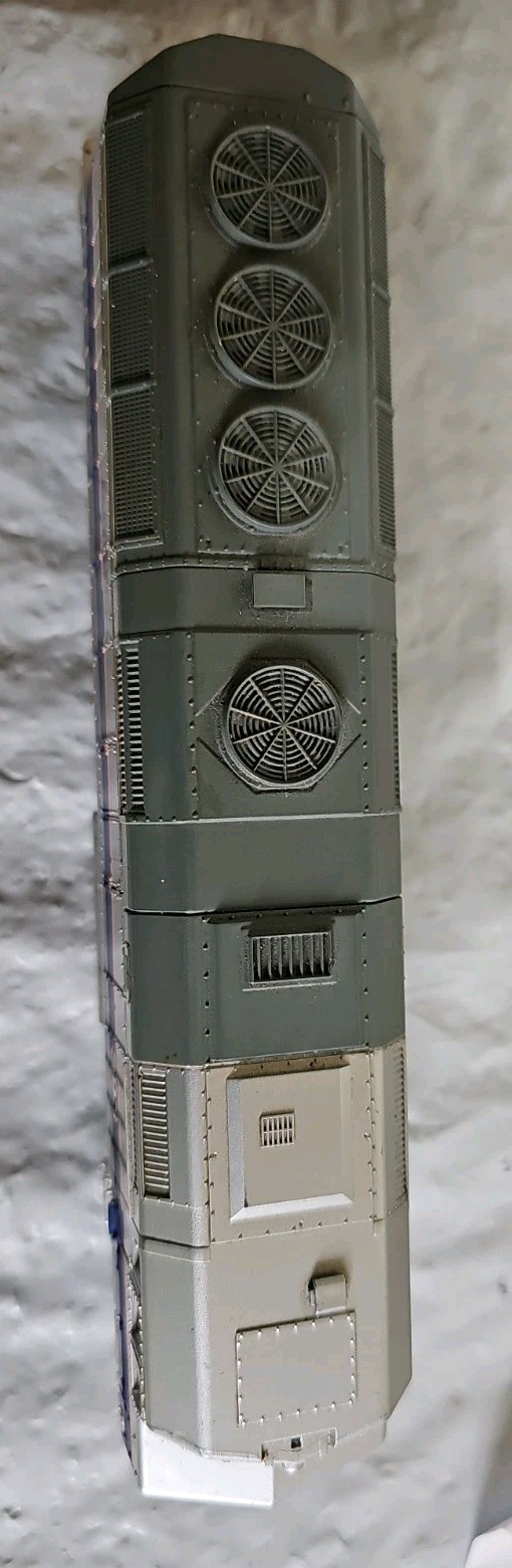 HO. WALTHERS TRAINLINE. AMTRAK. PHASE IV EMD. F40PH POWERED. # 393 Untested BP