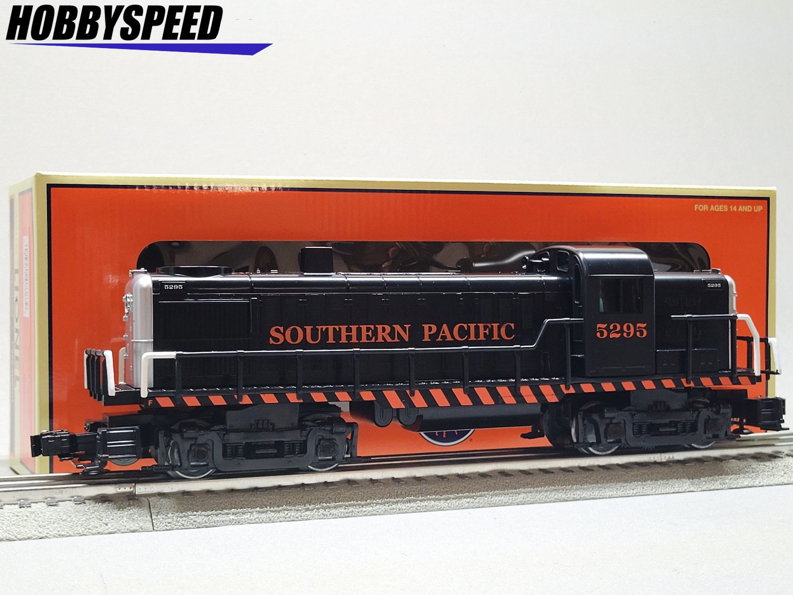 LIONEL SOUTHERN PACIFIC LIONCHIEF RS-3 #5295 DIESEL ENGINE O GAUGE 2545070 NEW
