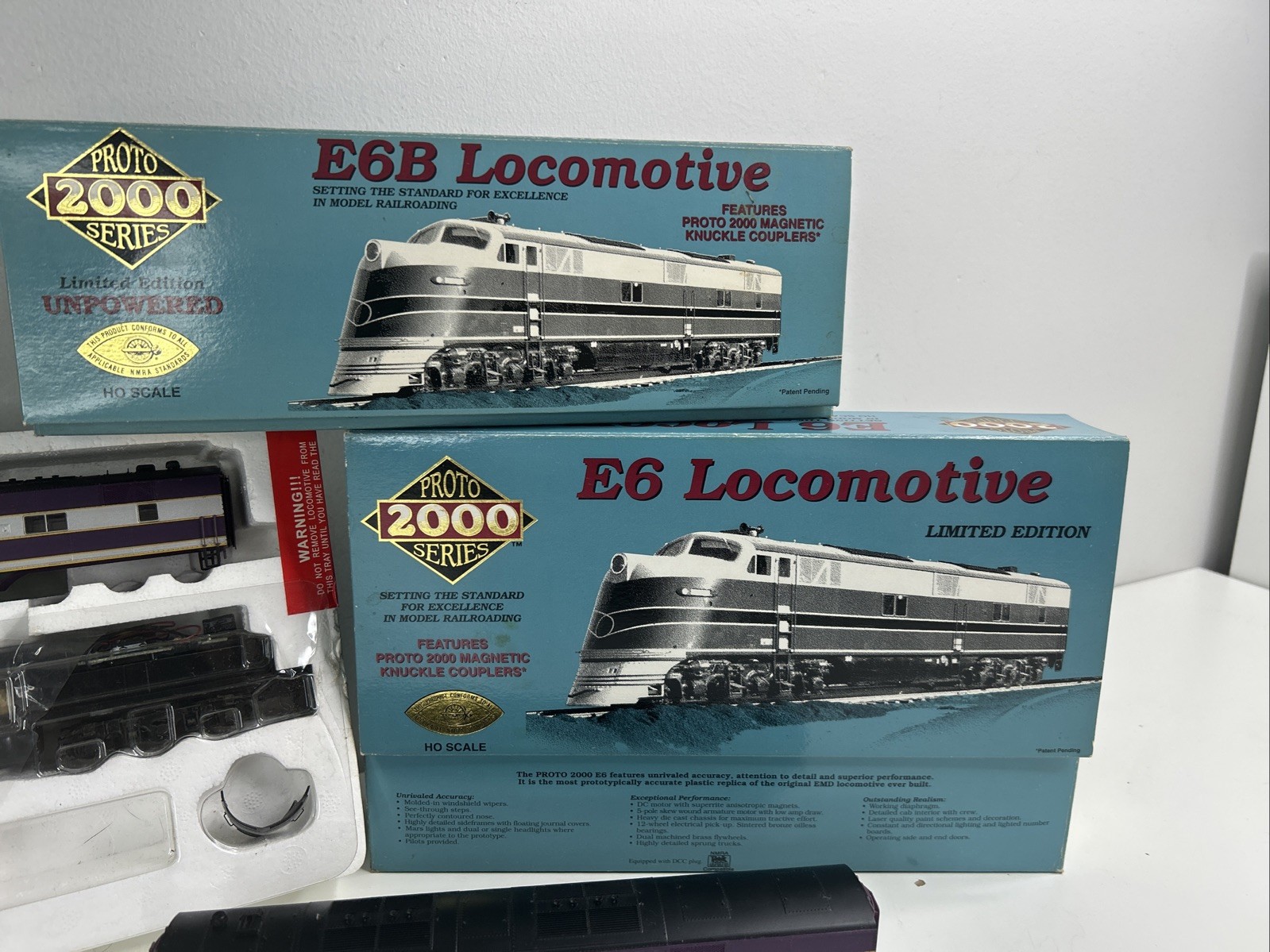 HO E6 Locomotive & E6B Train Car. Atlantic Coast Line PROTO 2000 Limited Ed. DC