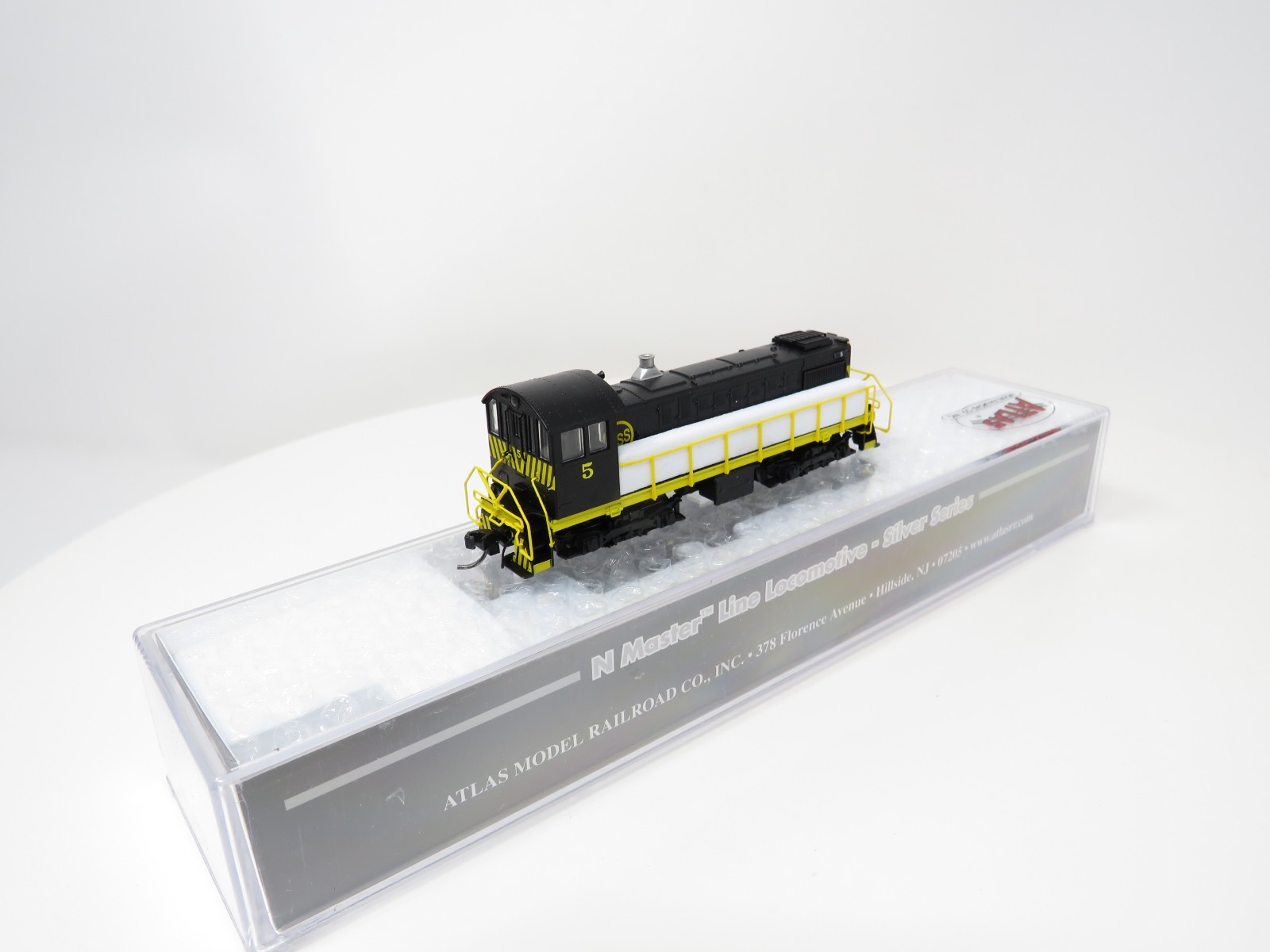 Atlas N 40005708 US Steel Alco S-2 Diesel Switcher Locomotive Model Train