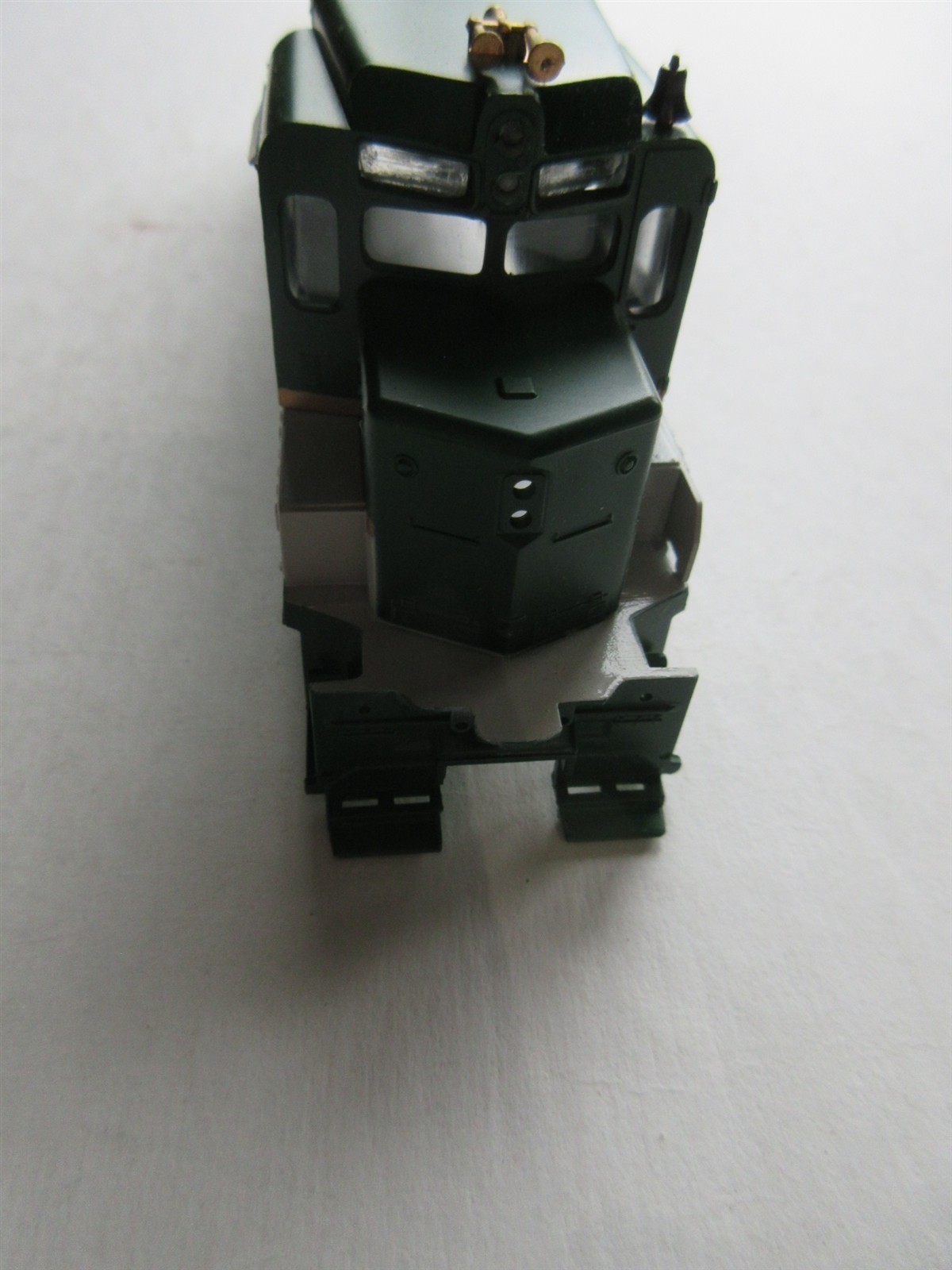 HO Scale BRAND NEW Green Gold locomotive SHELL ONLY