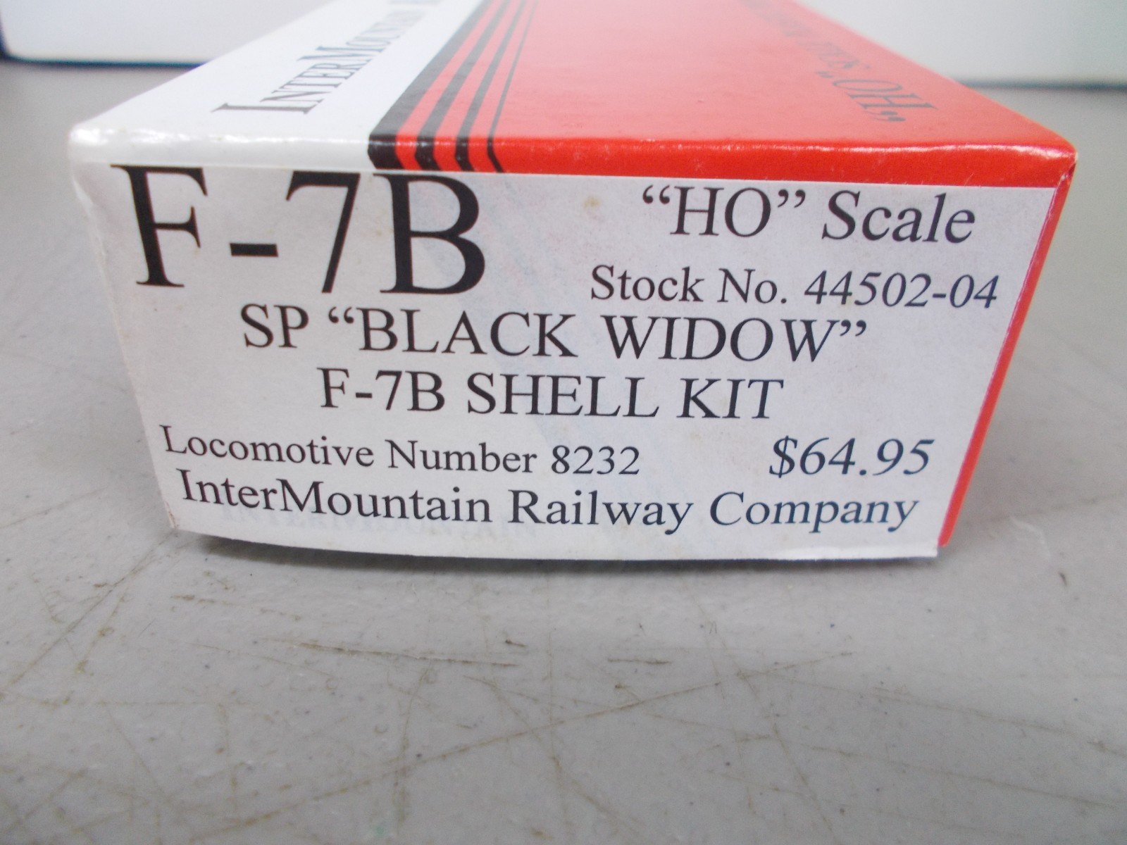 INTERMOUNTAIN # 44502-04~”SP BLACK WIDOW” F-7B LOCOMOTIVE SHELL KIT ~HO SCALE