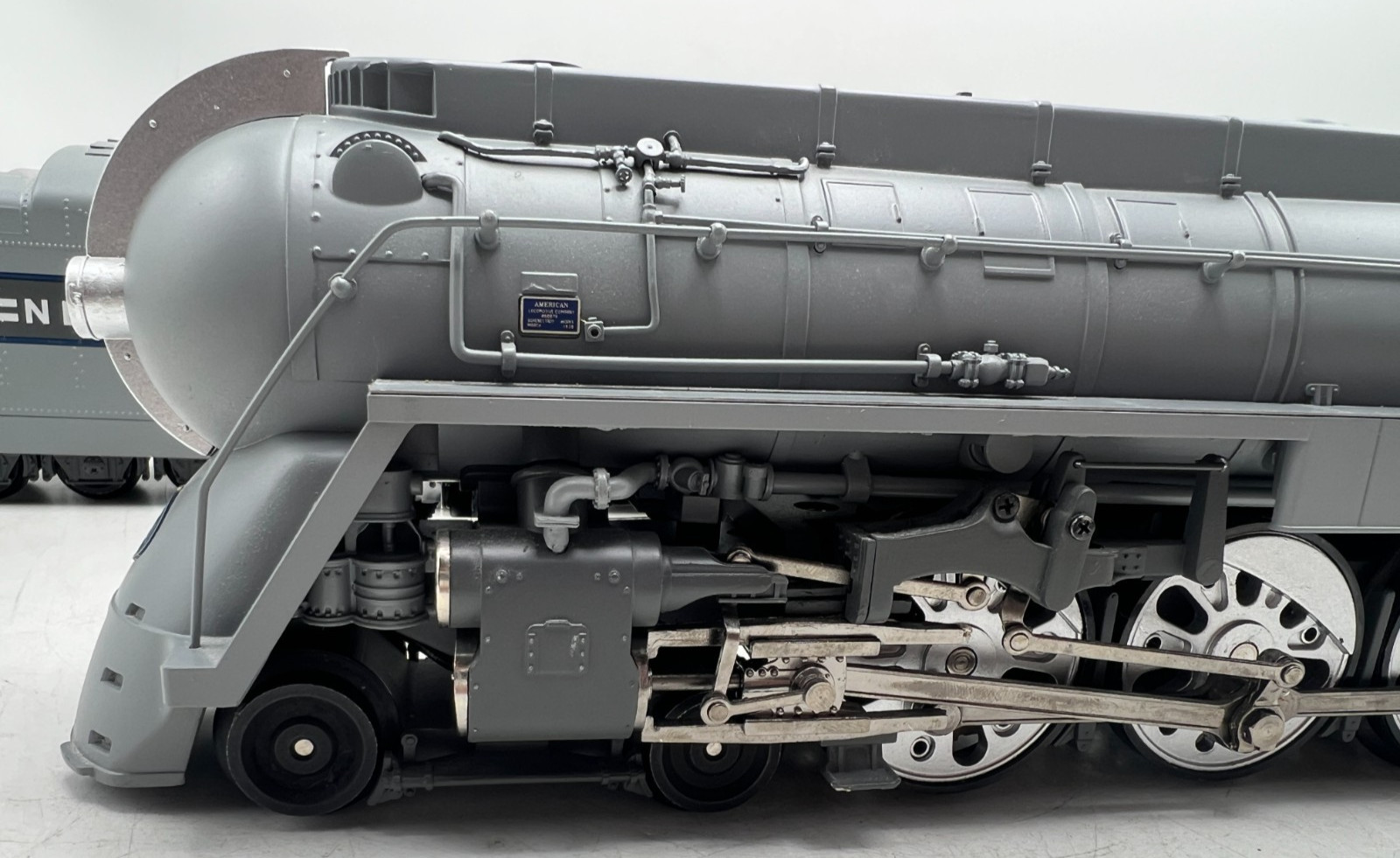 MTH O New York Central Dreyfuss Hudson 4-6-4 Steam Locomotive – 20-3045-1 *Read*