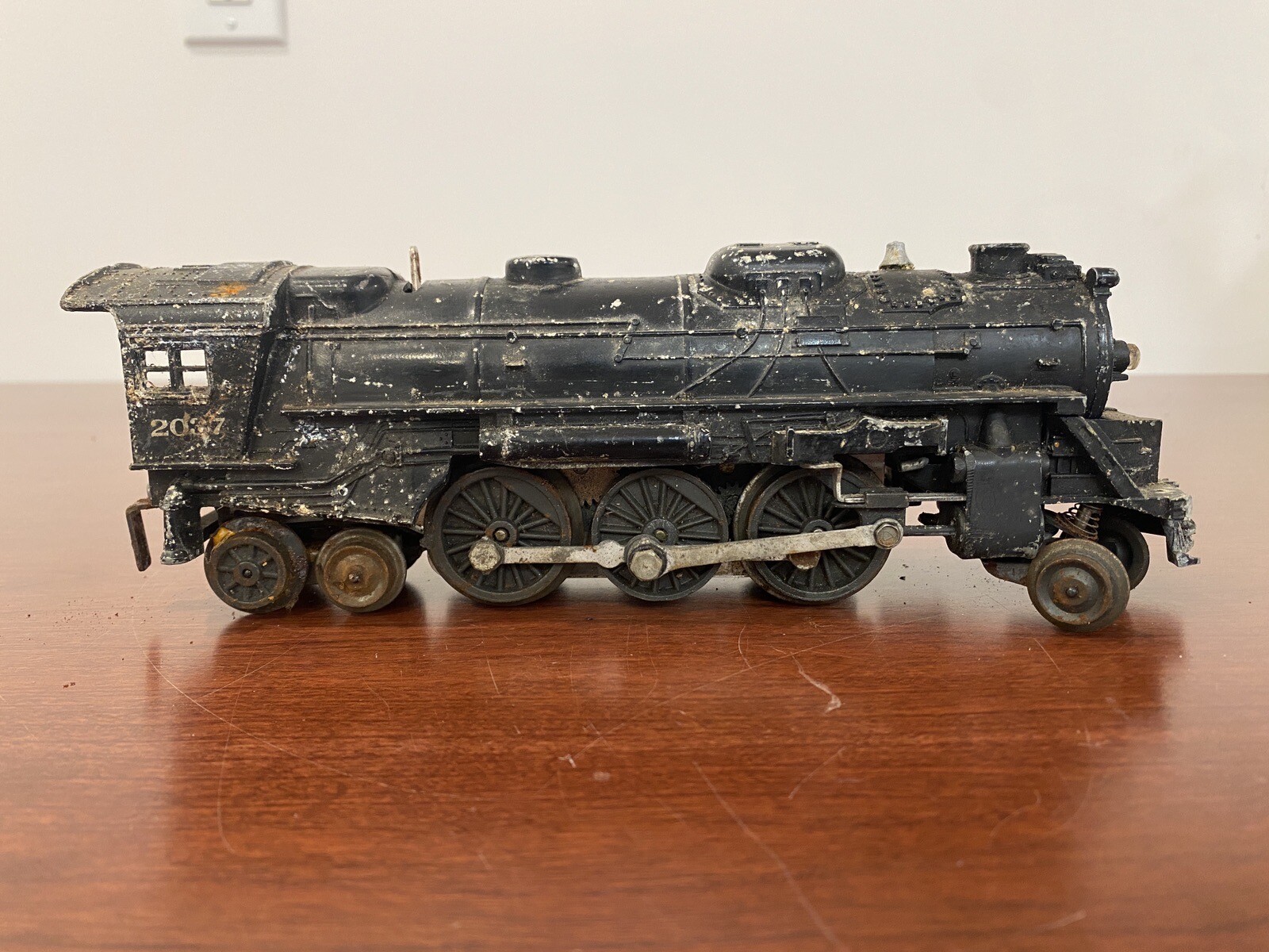 VTG Lionel No. 2037 / 6026W “Lionel Steam Locomotive and Tender / 3 Other B22