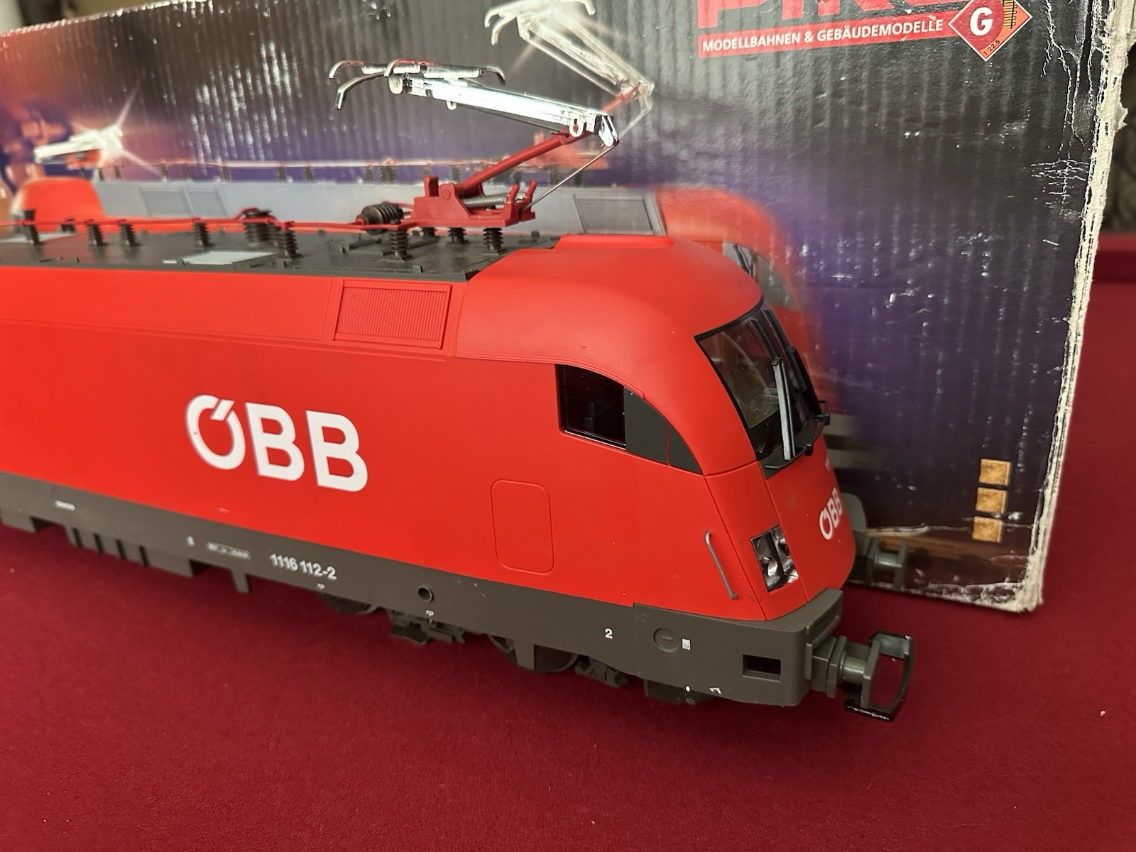 Piko 37412 Taurus OBB Electric Locomotive With Box