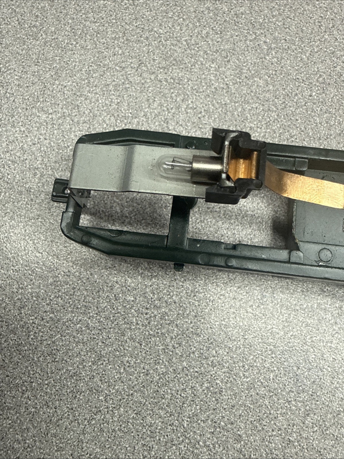 F7A – F7B Athearn 42005 Ho Scale metal Underframe Chassis W Working Headlight