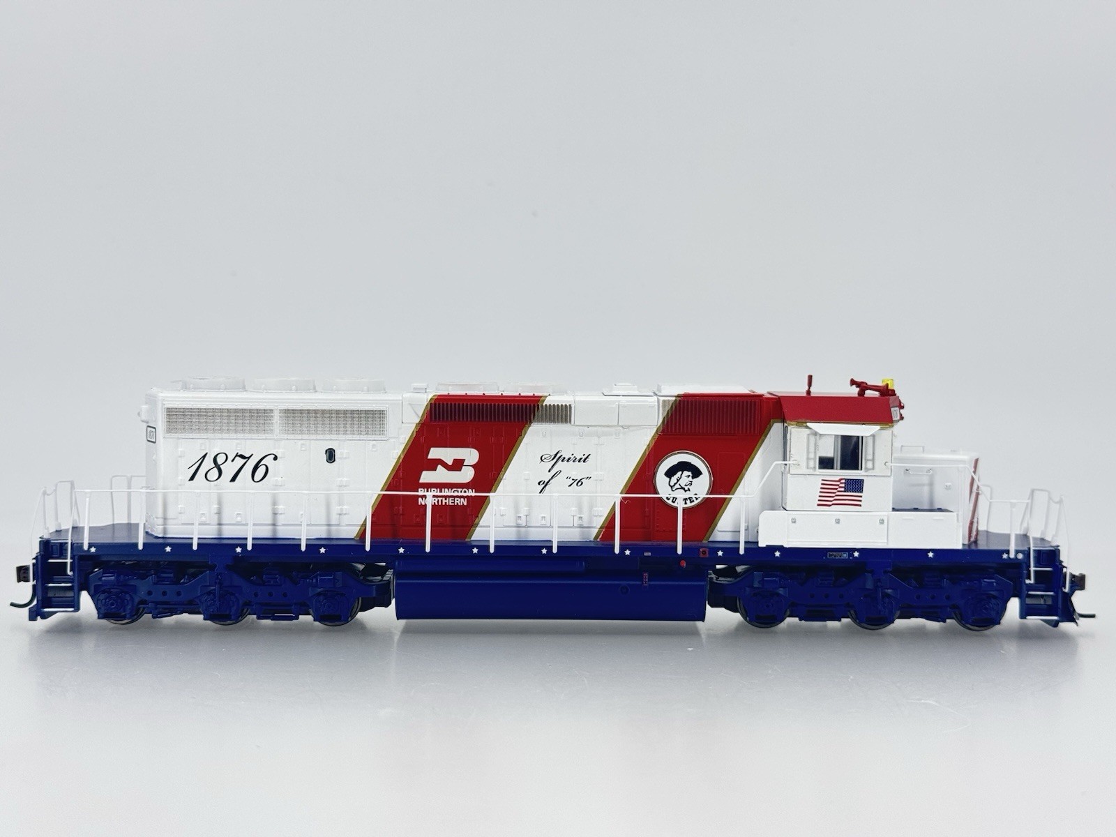 HO Athearn 95198 Burlington Northern Bicentennial SD40-2 Locomotive BN #1876