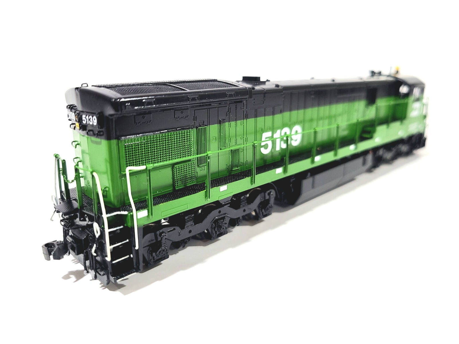Overland OMI Ajin BN GE C30-7 Burlington Northern #5725 CP HO Brass Model