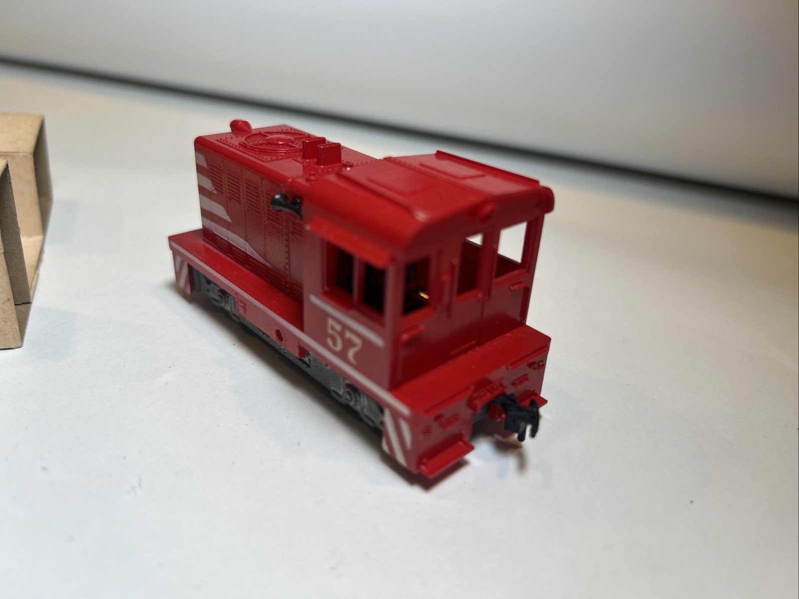 Athearn Hustler Red 57 Diesel Switcher HO Scale Locomotive Train NOS Display Box
