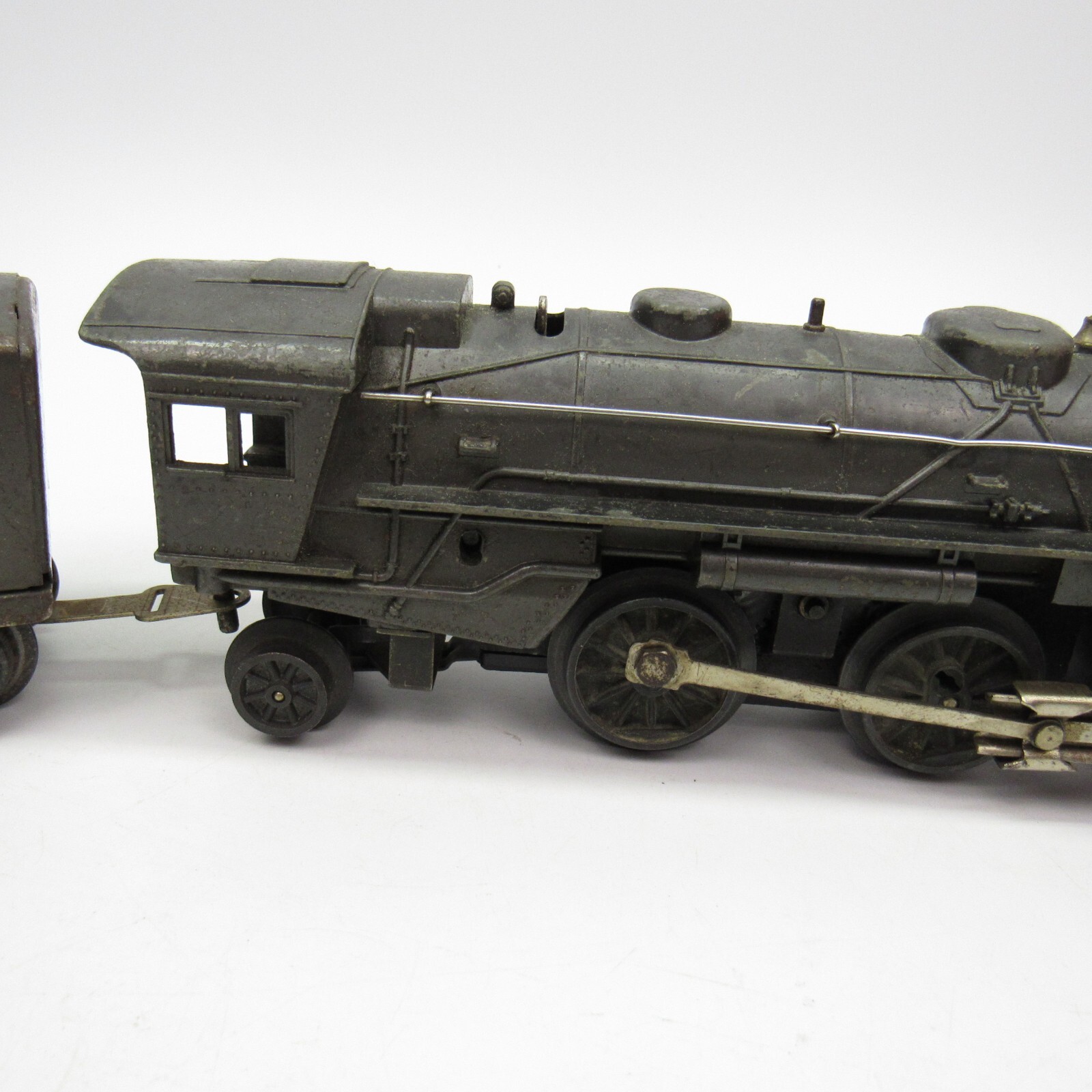 Lionel Prewar Steam Locomotive 204 and Tender No Whistle O Gauge 1940s – READ