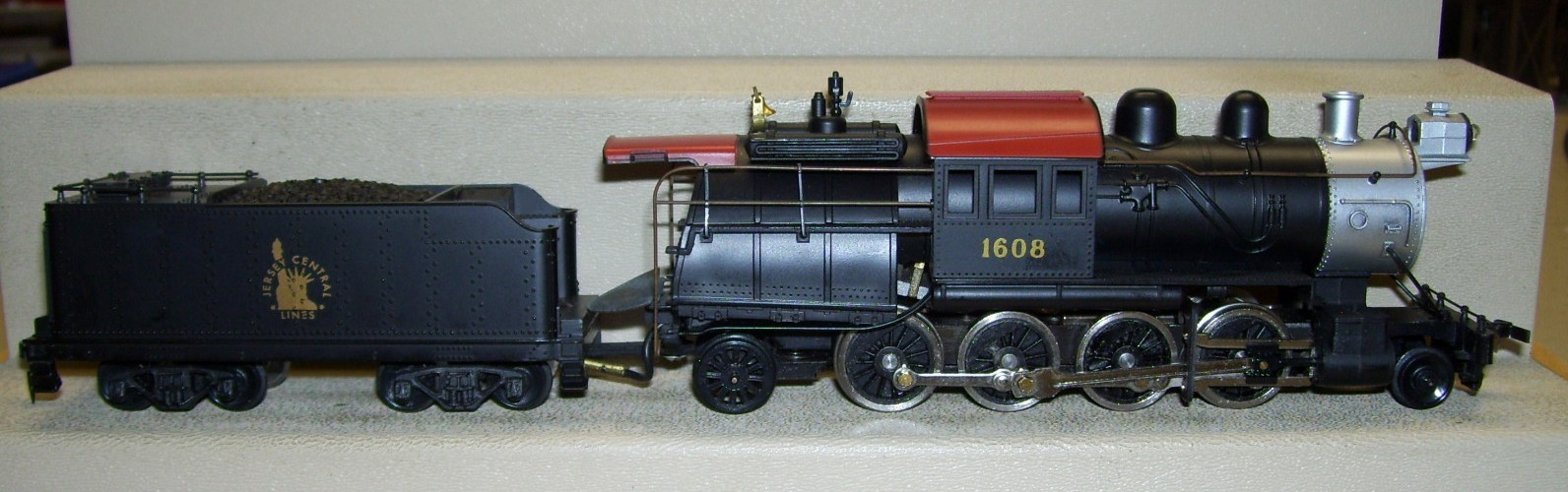 Mantua HO Jersey Central 2-8-2 “Camelback” Locomotive #1608, Excellent In Box