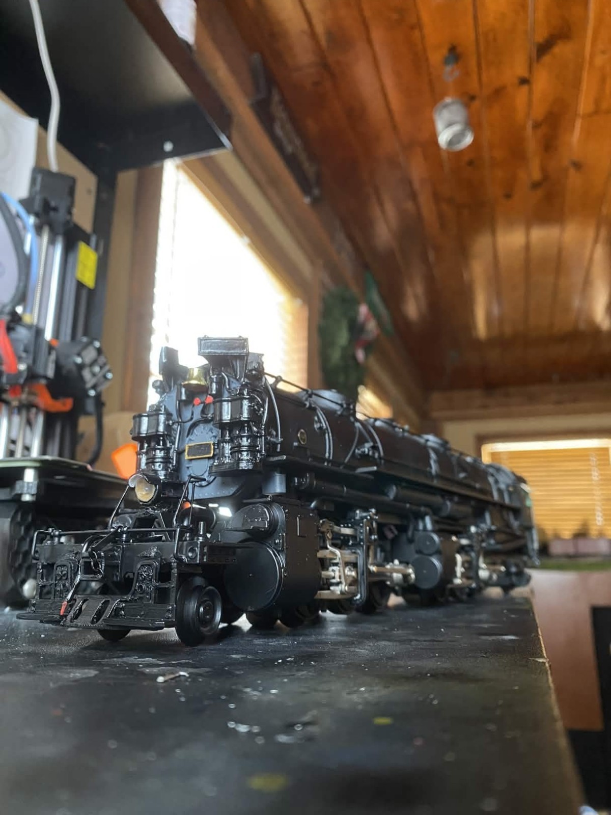 Lionel CUSTOM BUILT C&O H6 2-6-6-2 Mallet Steam Engine and Tender