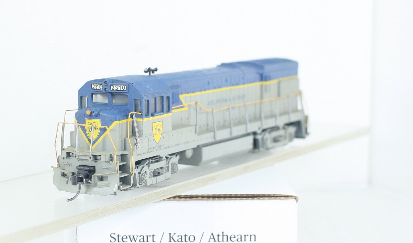 HO Scale Kato / Stewart Delaware & Hudson U23B Kitbashed Custom Diesel #2310