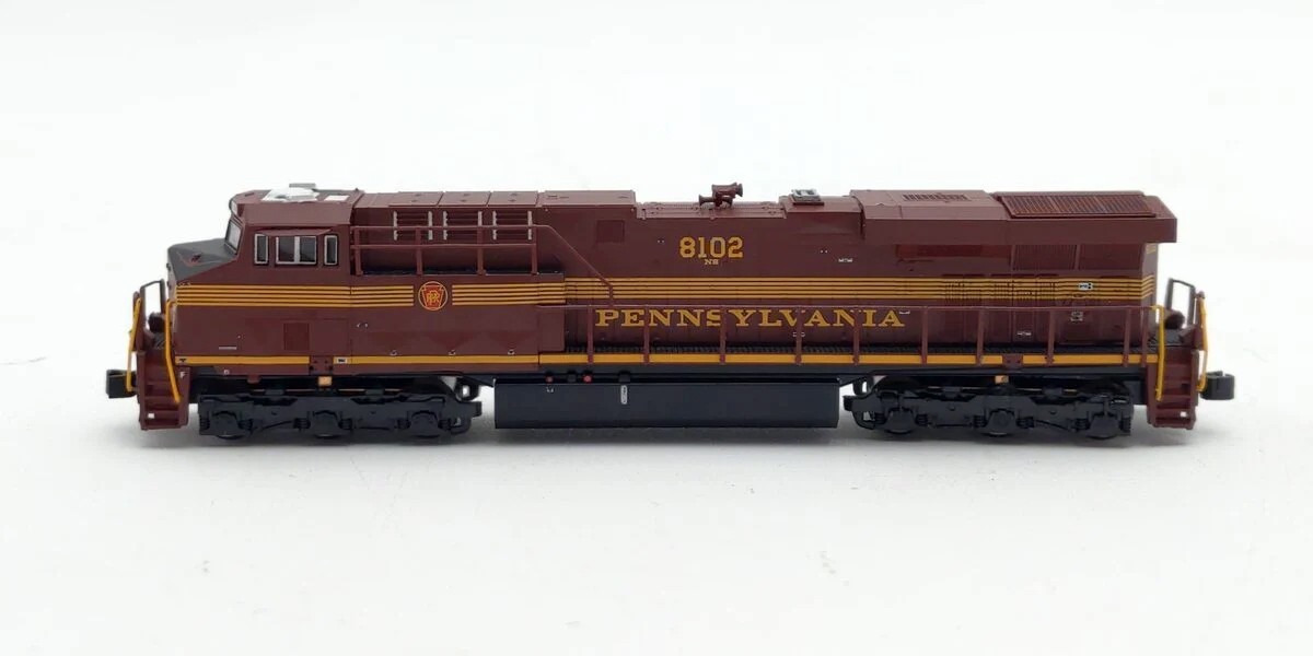 AZL 62411-6 GE ES44AC NS-HERITAGE PENNSYLVANIA RAILROAD 8102 LOC Z Scale Z Gauge