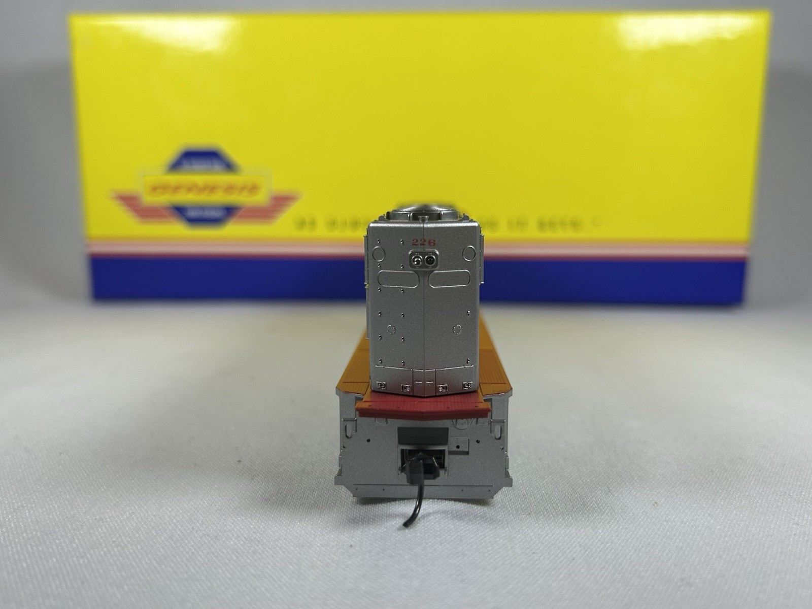 HO Athearn Genesis DCC Sound Santa Fe SD75M #226