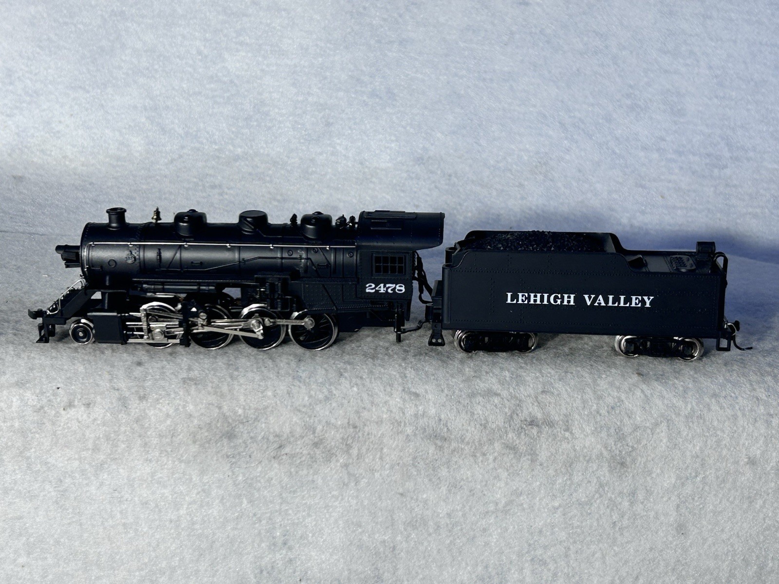 Beautiful IHC Lehigh Valley RR Consolidation Premier 2-8-0 Locomotive HO