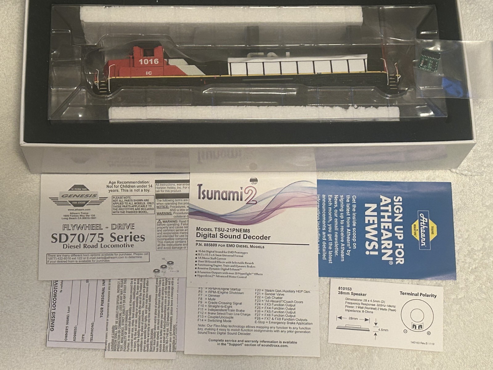 Athearn Genesis HO SD70 Canadian National CN #1016 DCC Sound Tsunami 2 KeepAlive