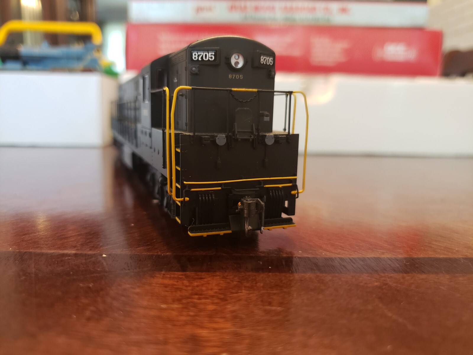 HO Atlas FM H-24-66 Trainmaster PRR TCS Wowsound