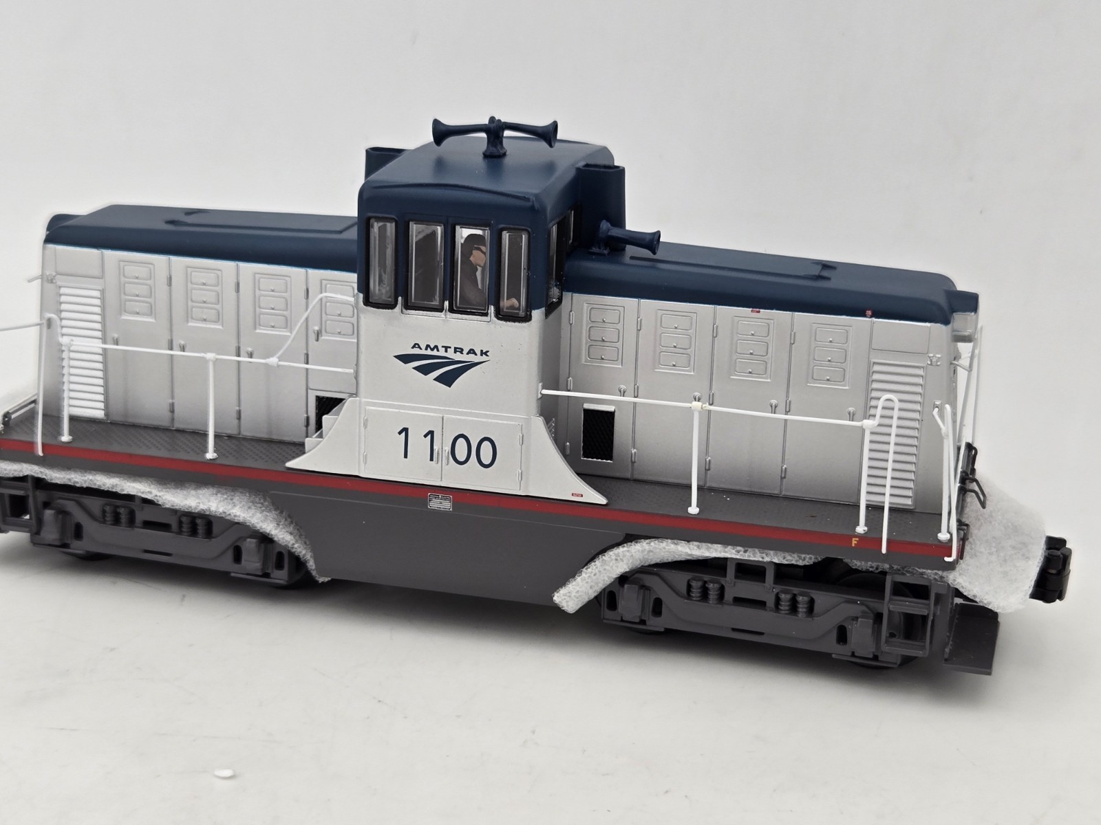 MTH 20-20775-1 Amtrak 44 Ton Phase 1c Diesel Engine – Proto 3.0 – NEW – VIDEO
