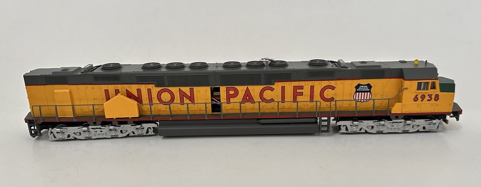 Bachmann Spectrum HO DD40AX 16 Wheel Drive Diesel Union Pacific #6906 (Limited)