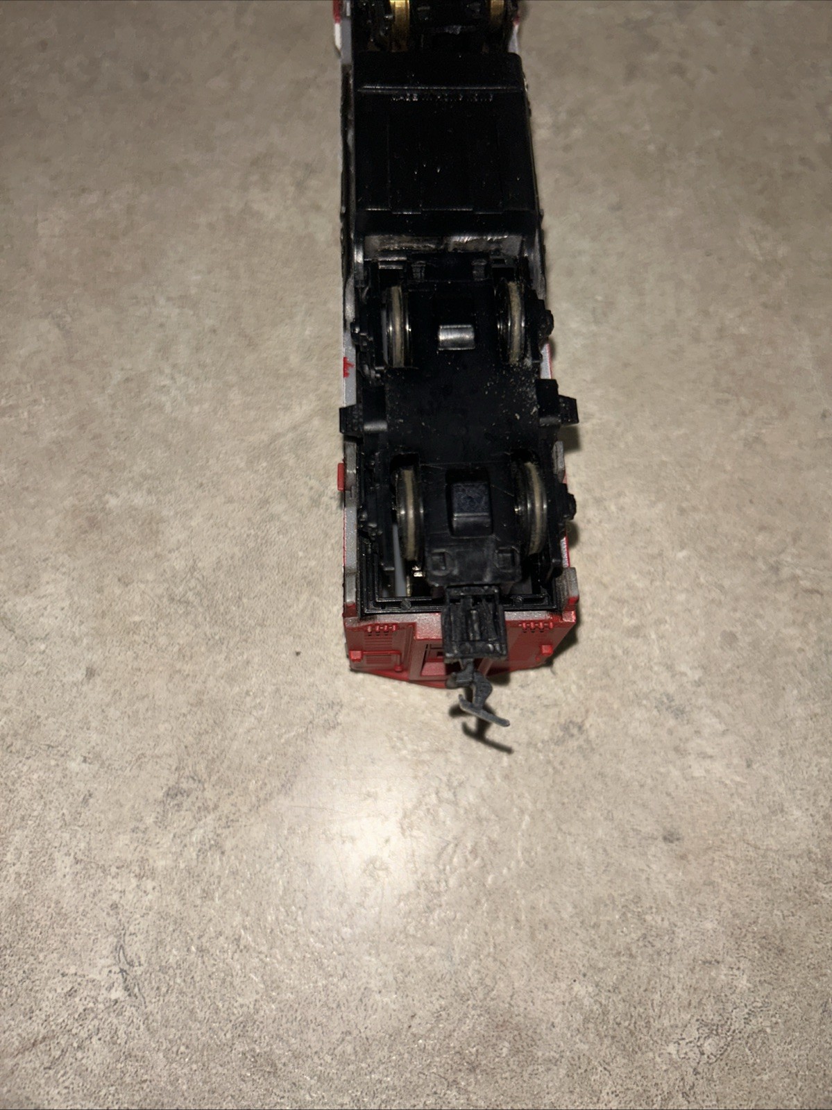 HO Scale Life-Like, F-7 Diesel Locomotive, Soo Line, White #2203 Vintage